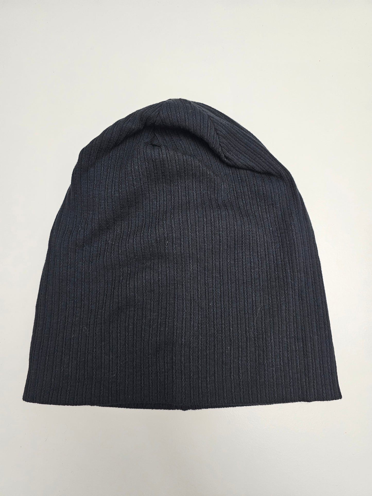 Ribbed thin cable beanie