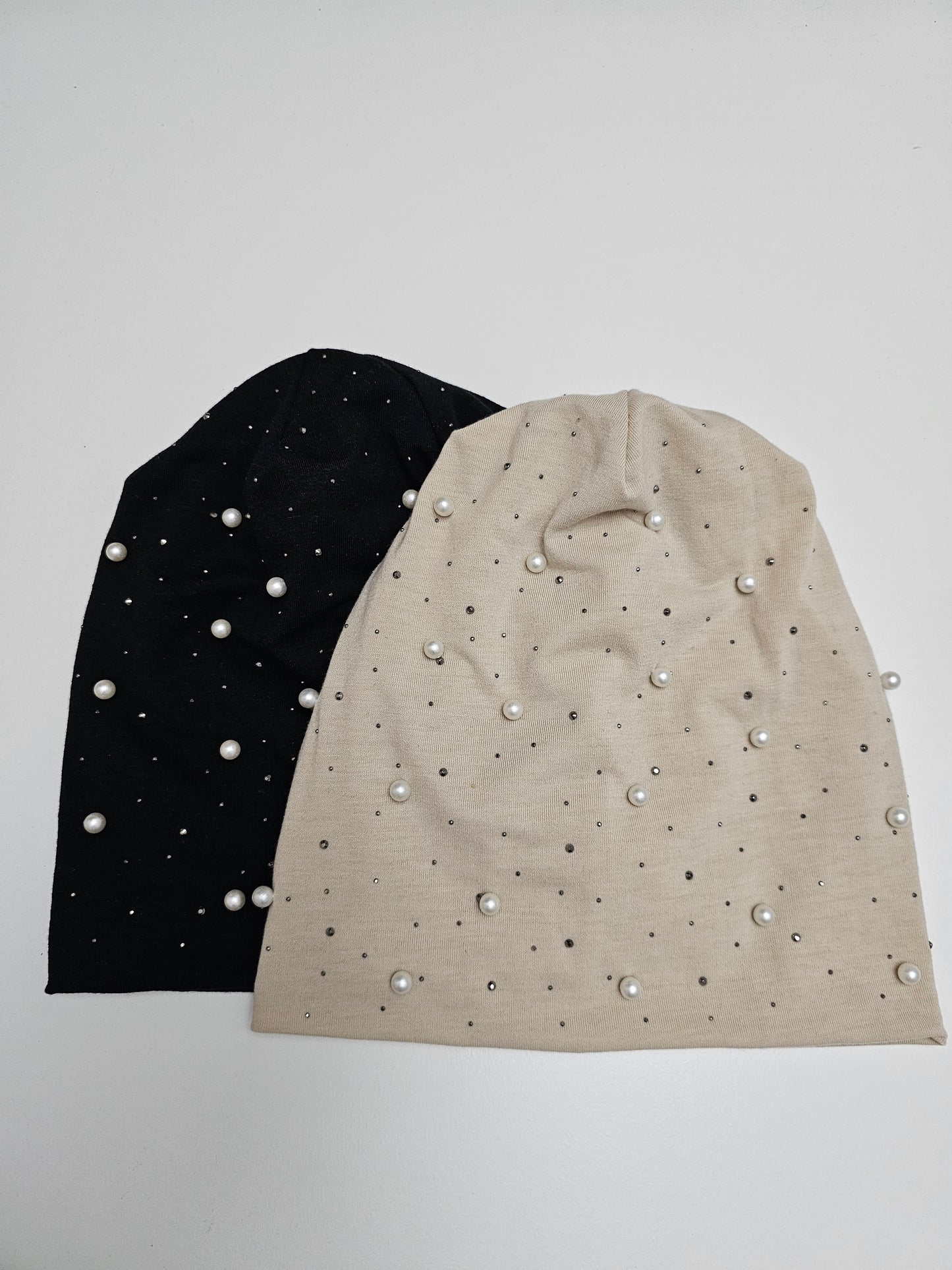 Beanie with pearls