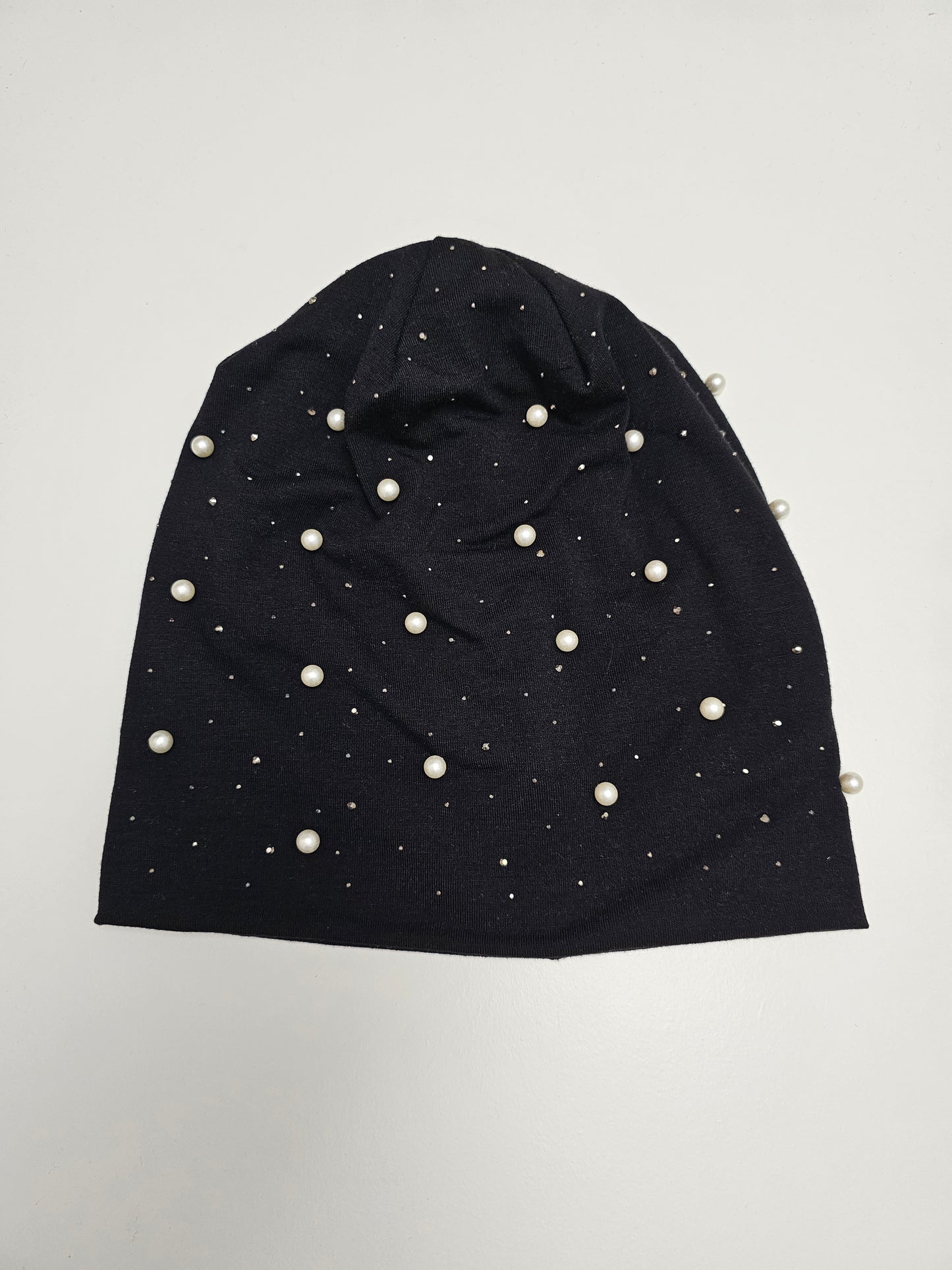 Beanie with pearls